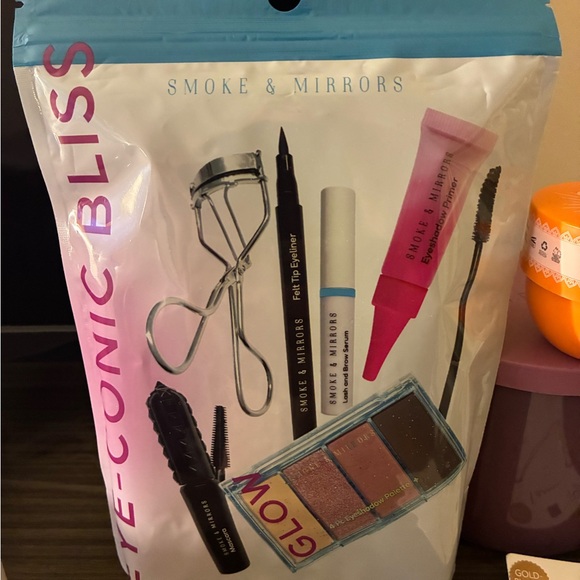 Beauty and Jewelry Bundle - Charlotte Tilbury, Drunk elephant and more - Picture 3 of 7